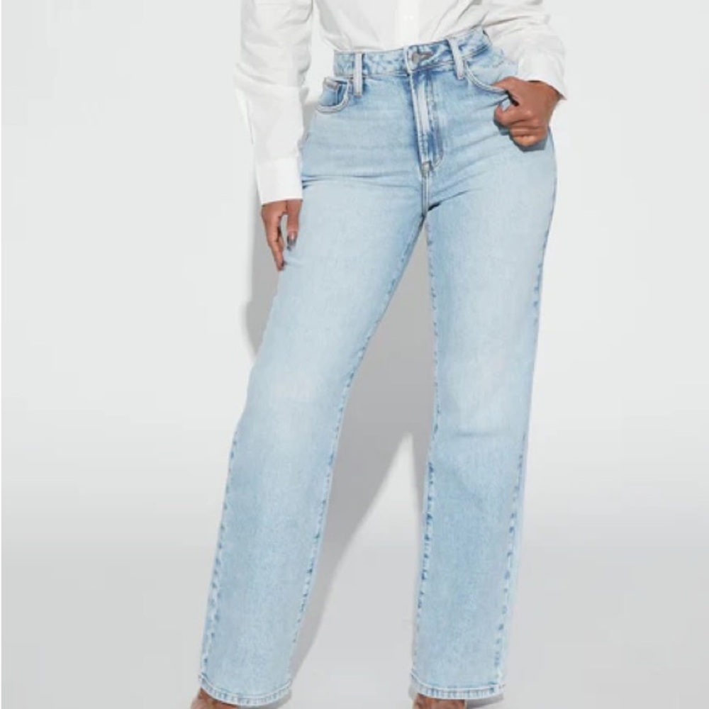 BRAND NEW: High rise low stretch straight-leg jeans